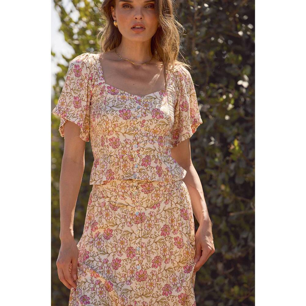 NEW SALTWATER LUXE floral crop button top in ivory/pink